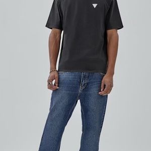 NEW Guess Originals Signature Tee Color: Jet Black Multi UNISEX